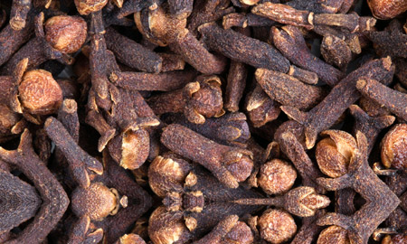 CG3 Standard grade Madagascar cloves — well dried and clean